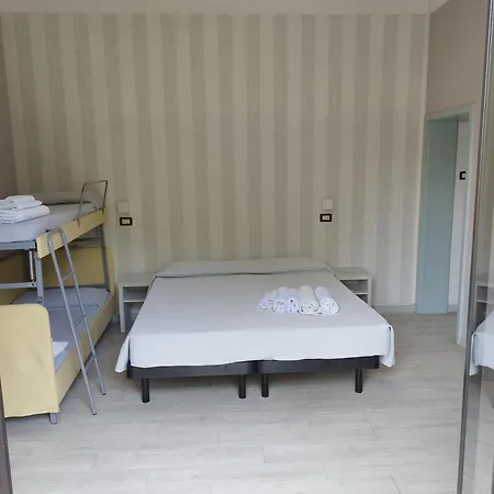Lucy Hotel